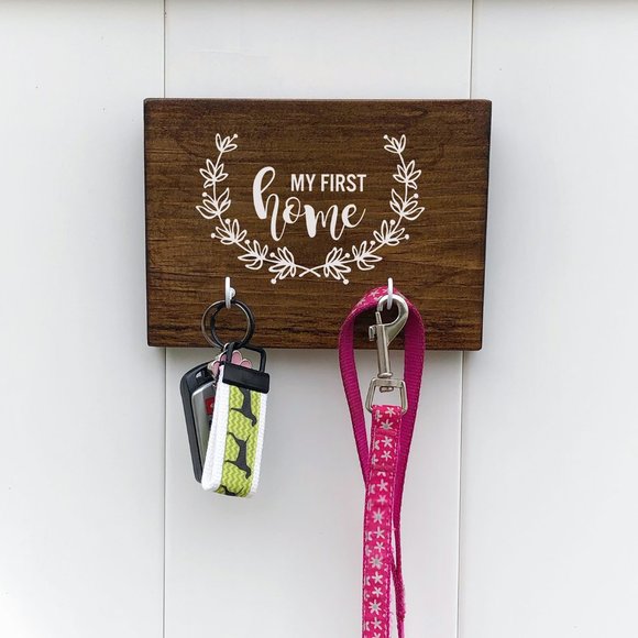 My first home key / leash holder for 2 - Picture 1 of 1